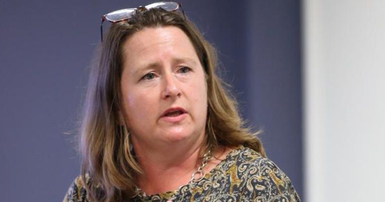 Vet Times Podcast, Ep 3: Rachel Dean and Tim Mair introduce the EBVM Manifesto