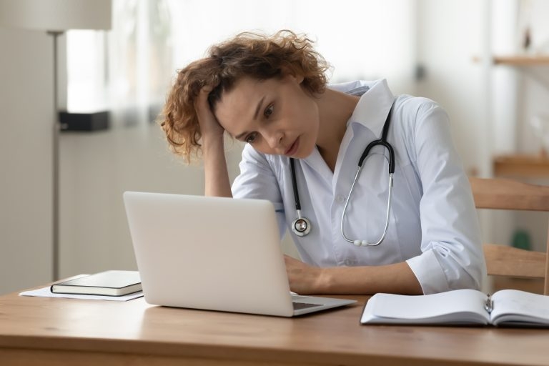 Half of vets exposed to online abuse – BVA